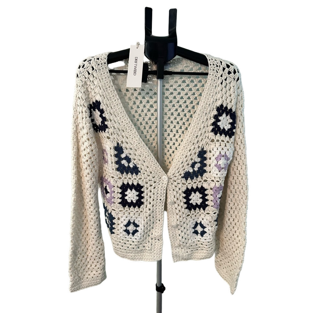 NWT DRIFTWOOD CREAM CROCHET KNIT LONG SLEEVE CARDIGAN WITH FLORAL DETAILS